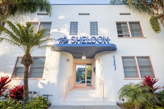 3207 2nd St in Long Beach, CA - Foto de edificio - Building Photo