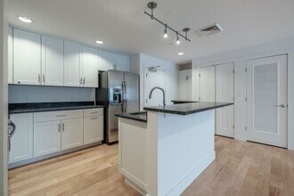 25 High St in Portland, ME - Building Photo - Building Photo