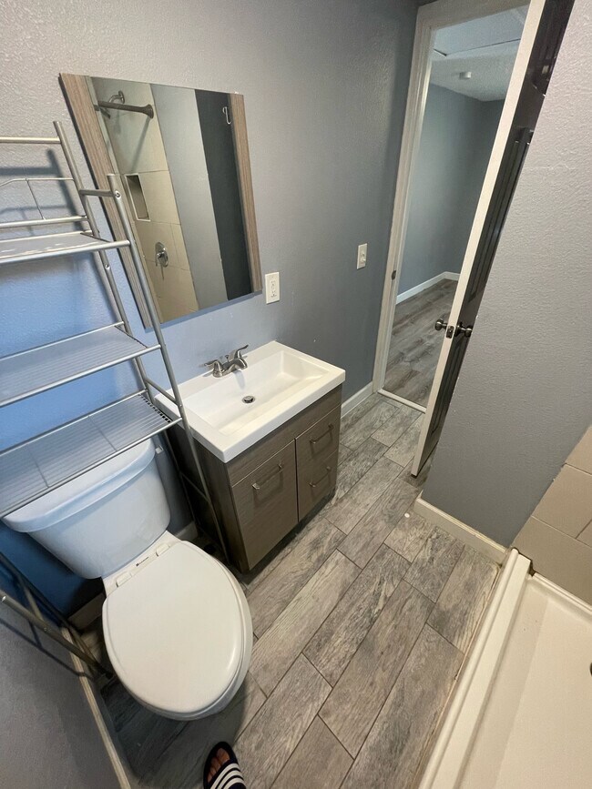 1020 W Portage St in Kissimmee, FL - Building Photo - Building Photo