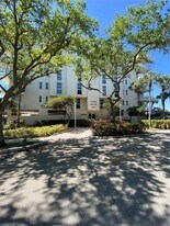 16590 NE 26th Ave in North Miami Beach, FL - Building Photo