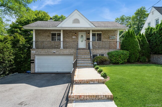 property at 138 Woodside Ave
