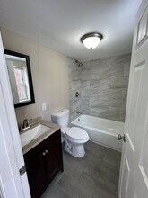 225 S 62nd St in Philadelphia, PA - Foto de edificio - Building Photo