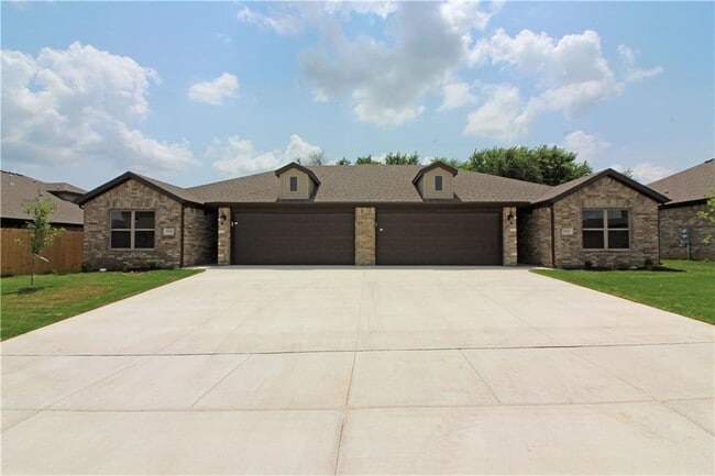 property at 1531 Purple Finch St