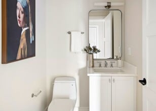 20 Kinmonth Rd in Newton, MA - Building Photo - Building Photo