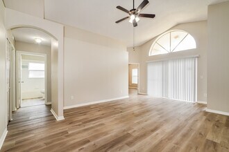 578 Lancer Oak Dr in Apopka, FL - Building Photo - Building Photo