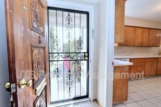 1200 Gary Way in Carmichael, CA - Building Photo - Building Photo