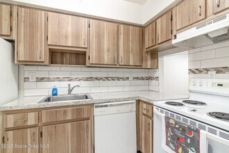 204 Seminole Ave W in Melbourne, FL - Building Photo - Building Photo