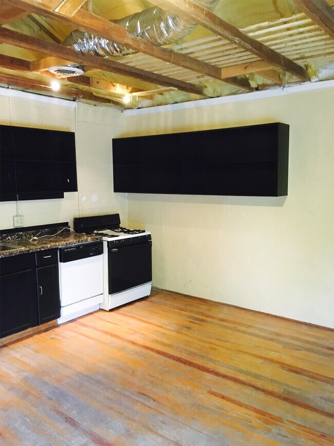 2304 14th St, Unit C in Lubbock, TX - Building Photo - Building Photo