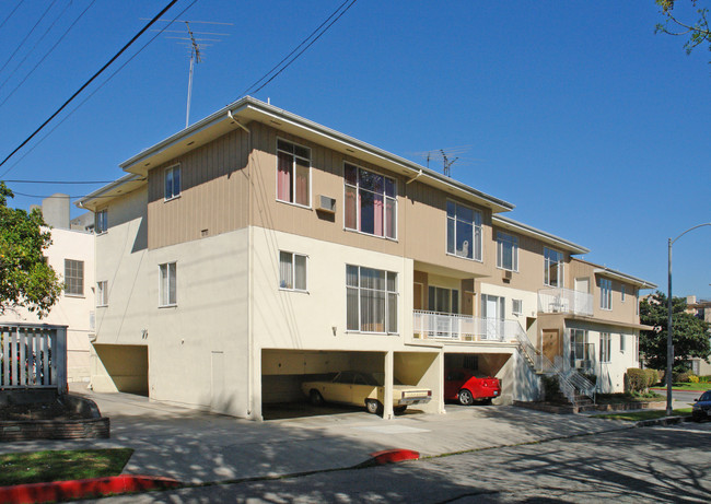 1427 S Beverly Dr in Los Angeles, CA - Building Photo - Building Photo