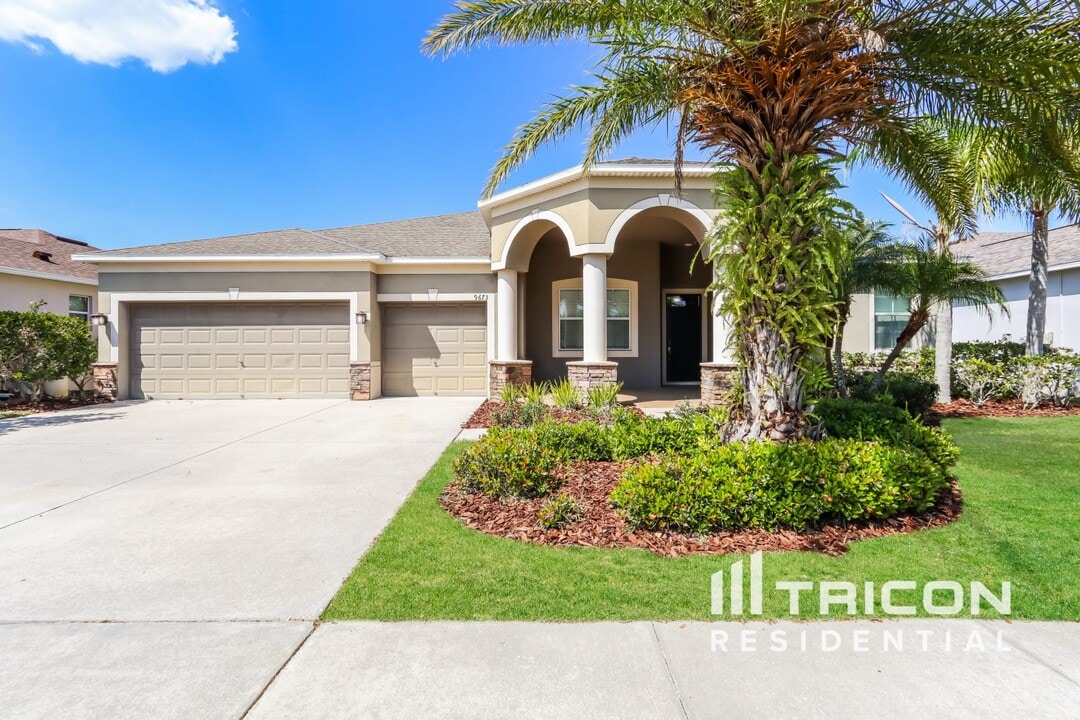 9673 Orange Jasmine Way in Tampa, FL - Building Photo