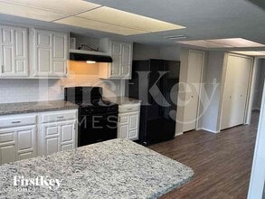 3729 Dumas Trail in Garland, TX - Foto de edificio - Building Photo