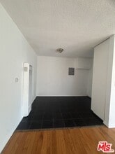 4106 Rosewood Ave in Los Angeles, CA - Building Photo - Building Photo