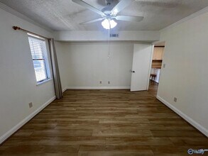 6620 Willow Pointe Dr NW, Unit F in Huntsville, AL - Building Photo - Building Photo