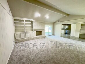 6817 E 95th St in Tulsa, OK - Building Photo - Building Photo