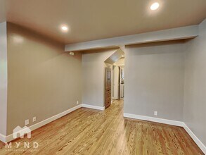 2401 W St in Sacramento, CA - Building Photo - Building Photo