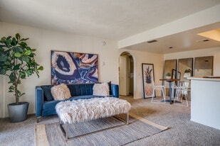 Woodcrest in Flagstaff, AZ - Building Photo