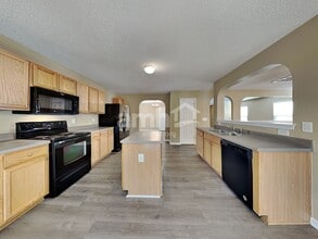 37 Valleyfield Dr in Clayton, NC - Foto de edificio - Building Photo