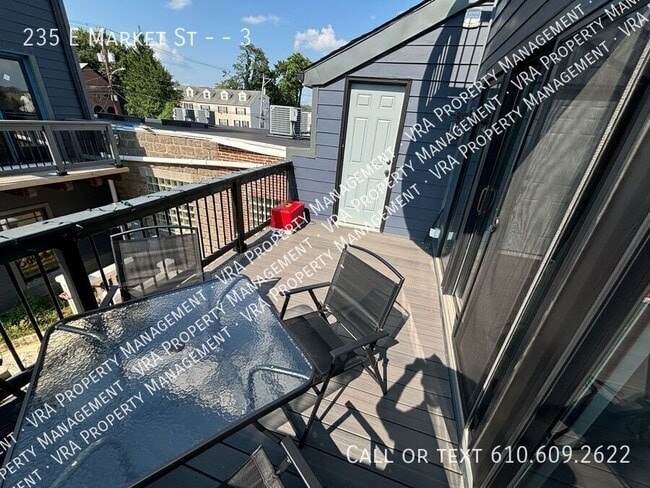 property at 235 E Market St