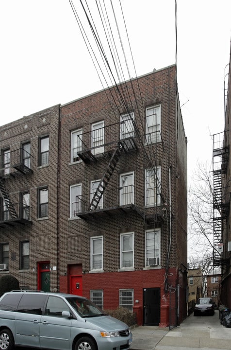 4383 Matilda Ave in Bronx, NY - Building Photo