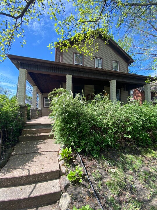 1311 Richards St, Unit B in Lafayette, IN - Building Photo