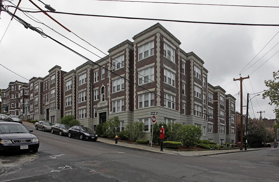 25 Walbridge St in Allston, MA - Foto de edificio