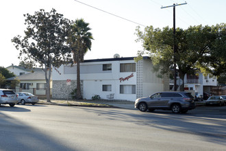 Pompeii in Panorama City, CA - Building Photo - Building Photo