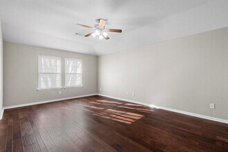 6037 Turkey Creek in Missouri City, TX - Building Photo - Building Photo