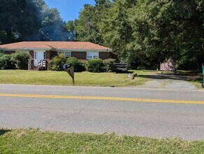 1113 Auten Rd in Charlotte, NC - Building Photo - Building Photo