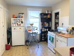 44 Elm St in Somerville, MA - Building Photo - Building Photo