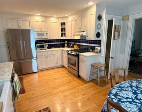 61 Mansfield Ave in Burlington, VT - Building Photo - Building Photo