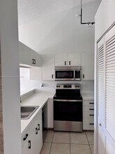 1304 Glenmoor Dr in West Palm Beach, FL - Building Photo - Building Photo
