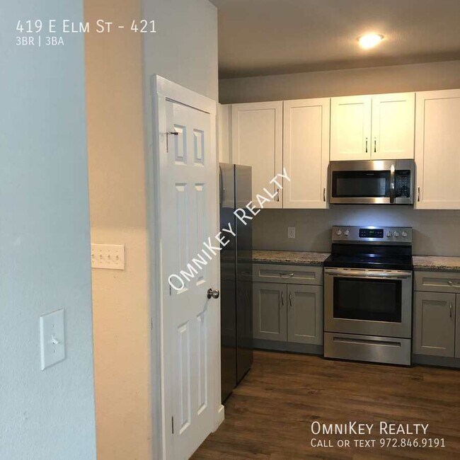 419 E Elm St in Denison, TX - Building Photo - Building Photo
