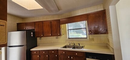 704 Gayle St in North Myrtle Beach, SC - Building Photo - Building Photo