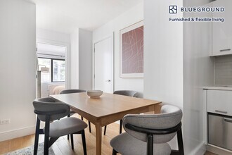 230 E 44th St in New York, NY - Building Photo - Building Photo
