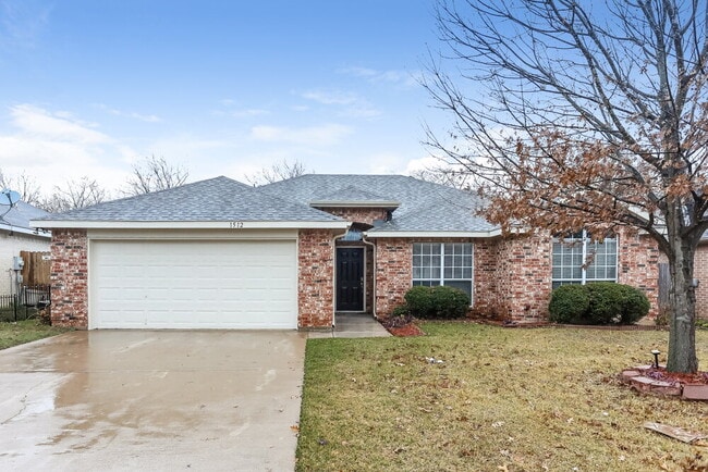 1512 Fern Dr