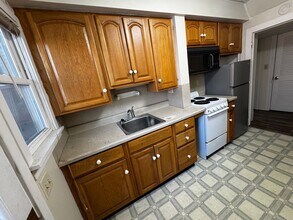 41 N 10th St in Lebanon, PA - Building Photo - Building Photo