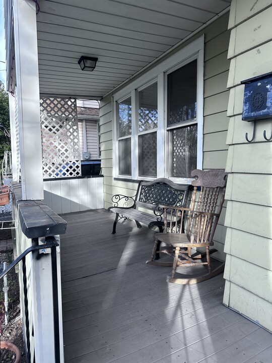 95 E Clifton Ave, Unit 1st floor in Clifton, NJ - Building Photo