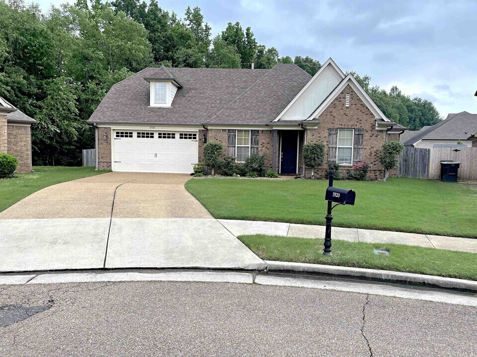 3520 Gap Knoll Cove in Memphis, TN - Building Photo