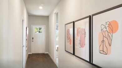 611 Bluffview Dr. in Bastrop, TX - Building Photo - Building Photo