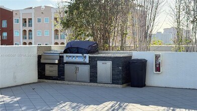 3180 SW 22nd Terrace in Miami, FL - Building Photo - Building Photo