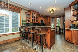 145 Snowbridge Way in Blue Mountains, ON - Building Photo - Building Photo