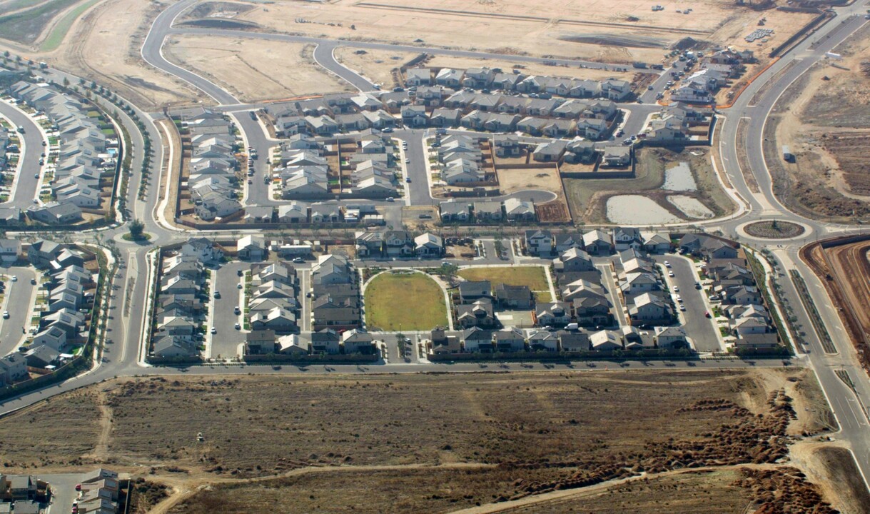 Encore at Riverstone in Madera, CA - Foto de edificio