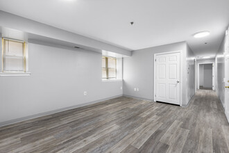 Edgewood Apartments in Philadelphia, PA - Building Photo - Building Photo