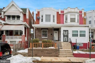 5753 Hunter St in Philadelphia, PA - Building Photo