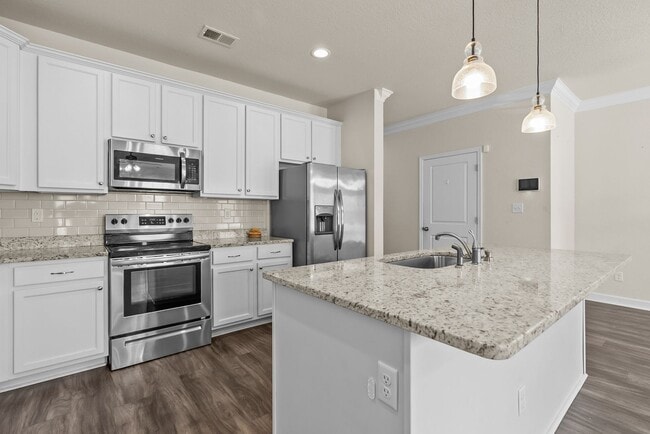 2121 Steiner St in Chesapeake, VA - Building Photo - Building Photo