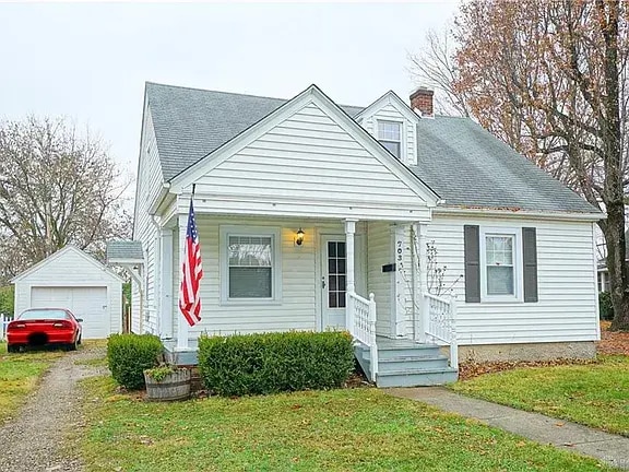 703 N Central Ave in Fairborn, OH - Building Photo