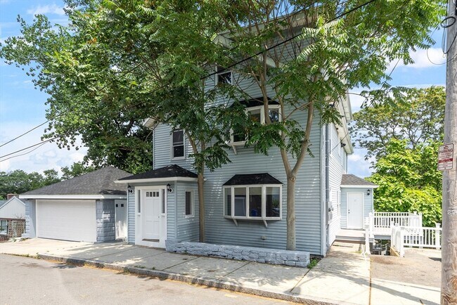 15 Mt Washington Ave in Malden, MA - Building Photo - Building Photo
