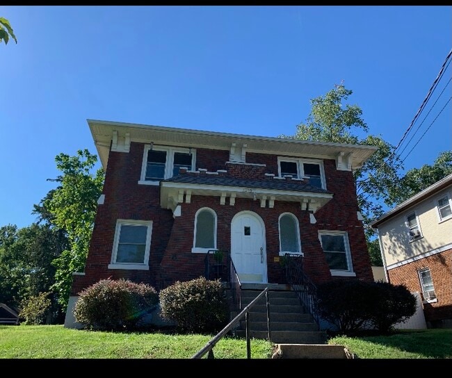 4419 Erie Ave, Unit 2