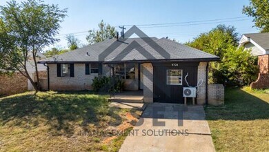 3721 Parkwoods Ln in Midwest City, OK - Building Photo - Building Photo