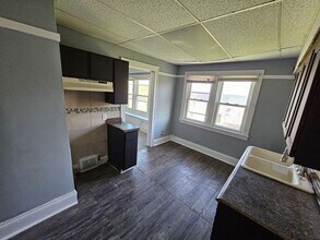 3685 E 143rd St in Cleveland, OH - Building Photo - Building Photo